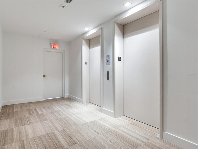 3101 Bayshore Blvd in Tampa, FL - Building Photo - Building Photo