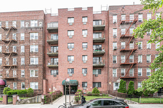 400 Ocean Pky in Brooklyn, NY - Building Photo - Building Photo