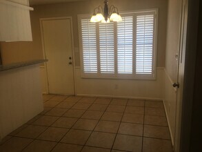 7918 Aberdeen Ave in Lubbock, TX - Building Photo - Building Photo