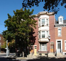 245-247 N 9th St in Allentown, PA - Building Photo