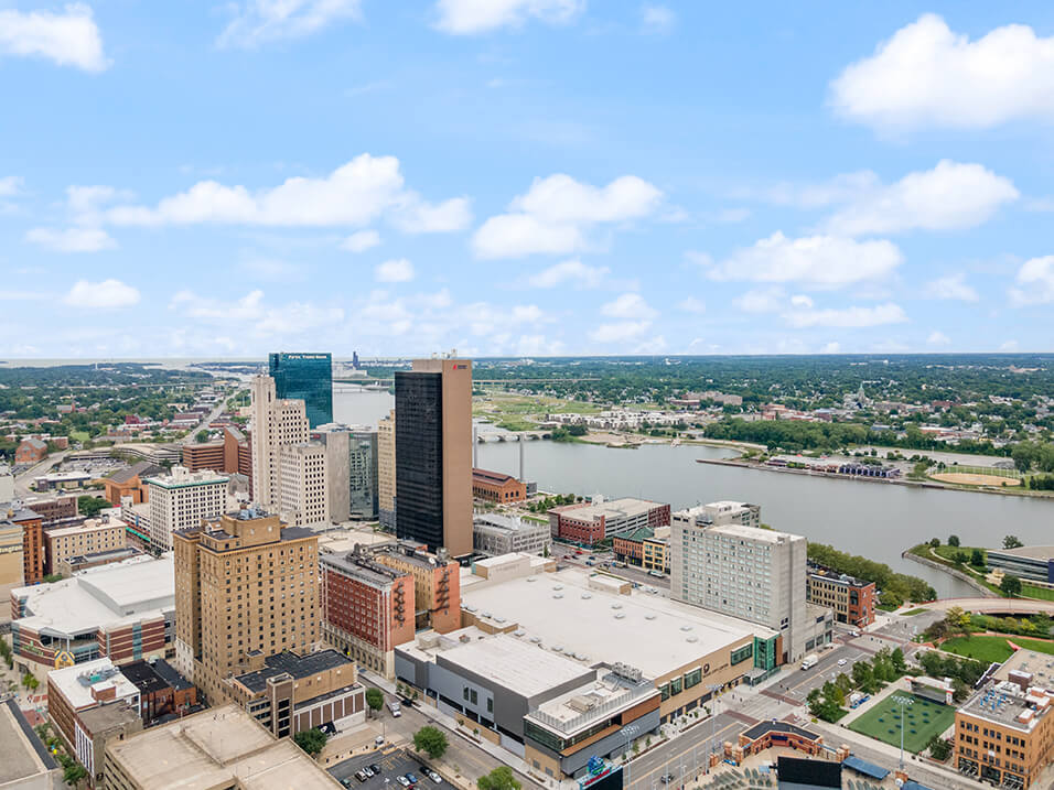 Commodore Perry Apartments in Toledo, OH - Building Photo