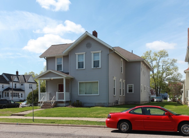 820 S Barstow St in Eau Claire, WI - Building Photo - Building Photo