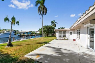 2710 NE 48th Ct in Lighthouse Point, FL - Building Photo - Building Photo