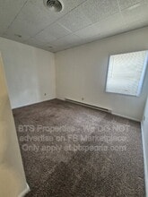 5917 W Plank Rd in Bellevue, IL - Building Photo - Building Photo