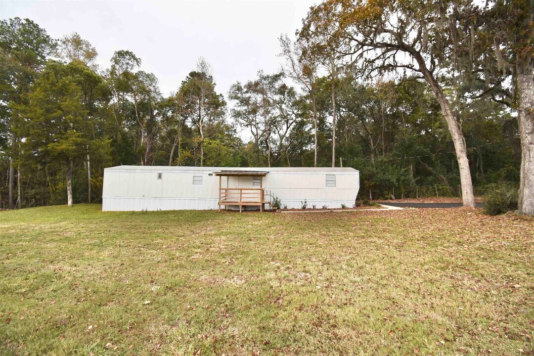 2386 Lake Hall Rd in Tallahassee, FL - Building Photo