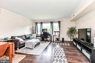 10570 Main St in Fairfax, VA - Building Photo - Building Photo