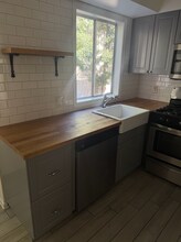 7320 Balboa Blvd in Van Nuys, CA - Building Photo - Building Photo