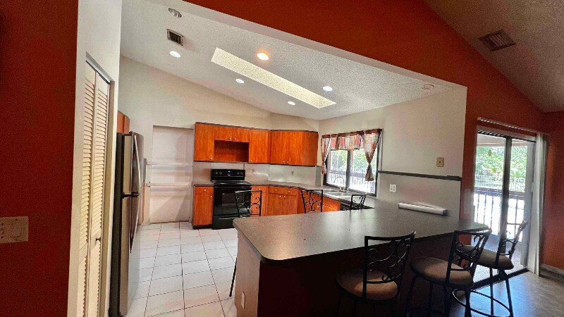 11579 56th Pl N in West Palm Beach, FL - Foto de edificio