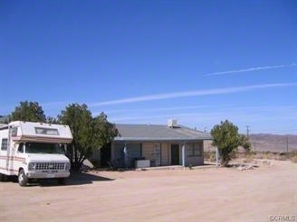 6555 Indian Cove Rd in Twentynine Palms, CA - Building Photo