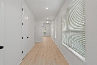 1612 Kit Cir in Austin, TX - Building Photo - Building Photo