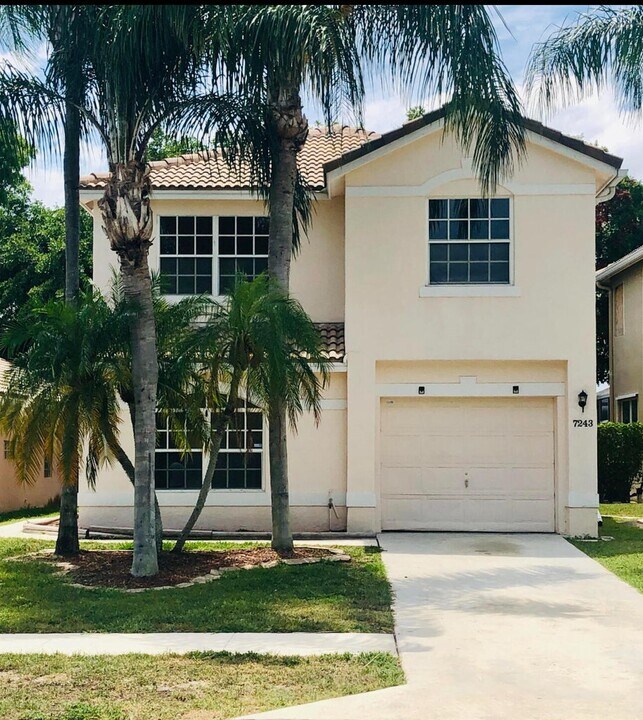 7243 Coppitt Key St in Greenacres, FL - Building Photo