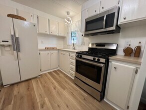 4426 73rd Pl N in Riviera Beach, FL - Building Photo - Building Photo