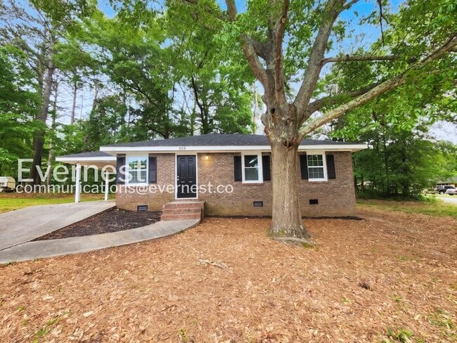 property at 908 Hickory Dr
