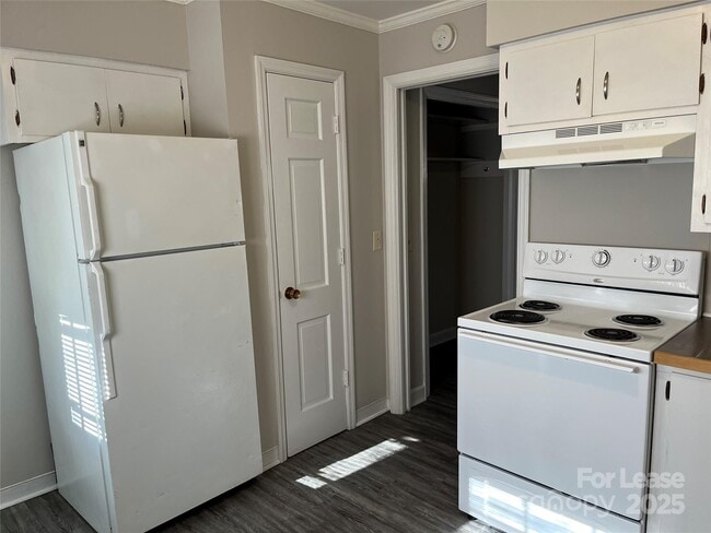 600 Montgomery Ave in Albemarle, NC - Building Photo - Building Photo