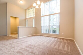 1252 Twin Rivers Blvd in Oviedo, FL - Building Photo - Building Photo
