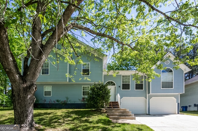 2353 Loren Falls Ln SW in Marietta, GA - Building Photo - Building Photo