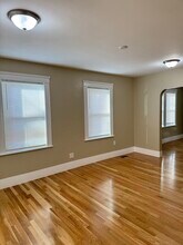 126 Walnut St in Watertown, MA - Foto de edificio - Building Photo