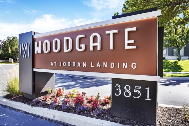 Woodgate in West Jordan, UT - Foto de edificio - Building Photo