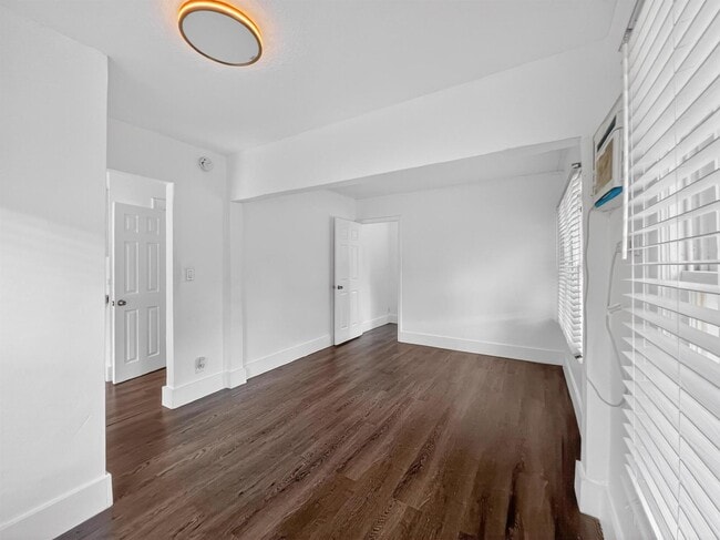 1909 Monroe St, Unit 1909 in Hollywood, FL - Foto de edificio - Building Photo