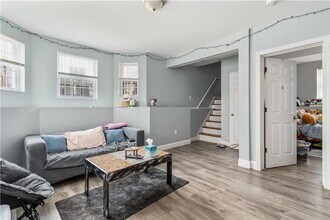 119 Oakland Ave in Providence, RI - Building Photo - Building Photo