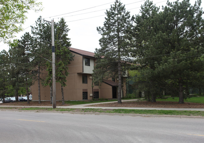 Como Student Community Cooperative in Minneapolis, MN - Foto de edificio - Building Photo