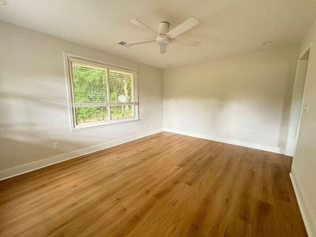 1010 Fiall St in Charleston, SC - Building Photo - Building Photo