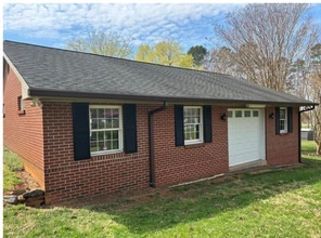 6170 Vienna Dozier Rd in Tobaccoville, NC - Building Photo - Building Photo