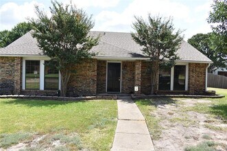 343 Ashley Dr in Coppell, TX - Building Photo - Building Photo