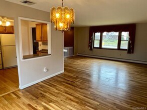 159 Barnes Rd in Washingtonville, NY - Building Photo - Building Photo