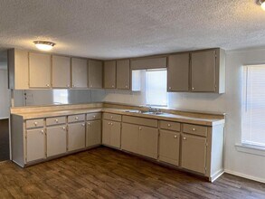 10604 County Rd 1020 in Burleson, TX - Building Photo - Building Photo