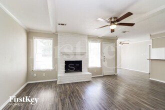 4903 Shatner Dr in Houston, TX - Building Photo - Building Photo