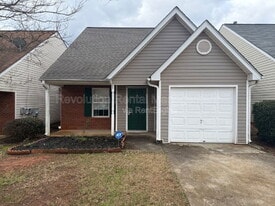 3045 Lakeside Cir in Covington, GA - Building Photo
