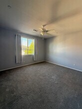 6809 Simmons Way in Moorpark, CA - Building Photo - Building Photo