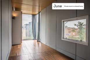 Room in Shared 6 bed/6 bath home in Washington, DC - Building Photo