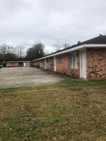 39503 LA-74 in Gonzales, LA - Building Photo