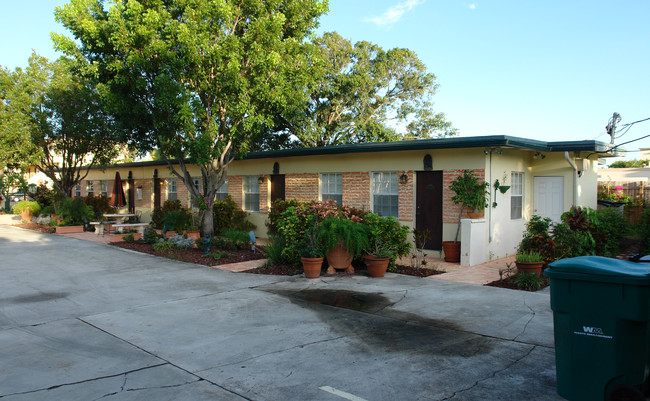 630 NE 2nd Ave in Fort Lauderdale, FL - Building Photo - Building Photo