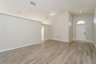 2628 Sunningdale Dr in Kissimmee, FL - Building Photo - Building Photo