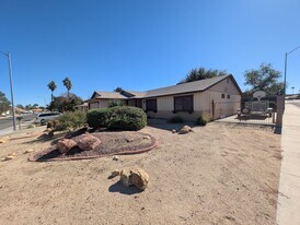 1627 Guilford Dr in Henderson, NV - Building Photo