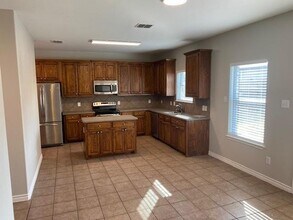 12404 Pinestraw Rd in Rhome, TX - Building Photo - Building Photo