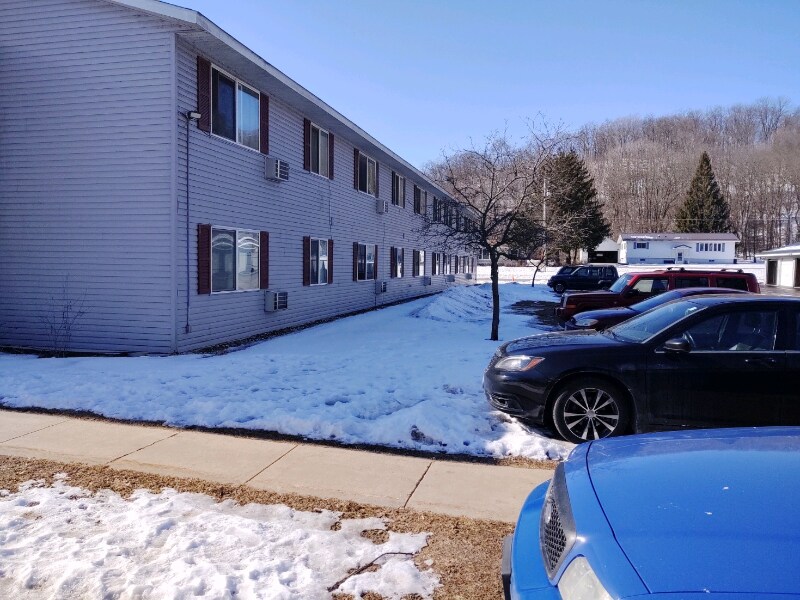 799 Roundhouse Addt in Mc Gregor, IA - Foto de edificio