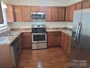 266 N Kelly St in Statesville, NC - Building Photo - Building Photo