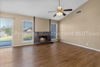 3807 Glengate Dr in Arlington, TX - Building Photo - Building Photo