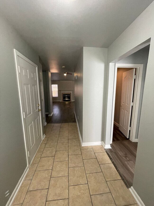 16200 Circlegreen Dr in Charlotte, NC - Building Photo - Building Photo