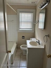 704 E 3rd St-Unit -C in Greenville, NC - Building Photo - Building Photo
