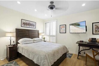 1209 Kings Rd in West Hollywood, CA - Building Photo - Building Photo