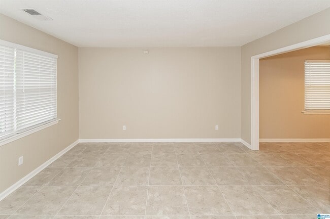 525 Oak Crest Dr in Birmingham, AL - Building Photo - Building Photo
