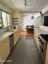 724 N Refugio Rd, Unit 201 in Santa Ynez, CA - Building Photo - Building Photo