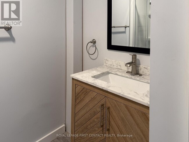 23 Peter St S in Orillia, ON - Building Photo - Building Photo