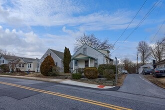 123 N Spruce St in Elizabethtown, PA - Building Photo - Building Photo