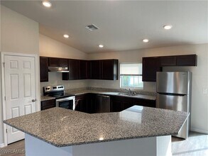 2203 NW 21st Ave in Cape Coral, FL - Building Photo - Building Photo